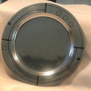 Rare Vintage Wilton Armetale Hollowware Medium Round Serving Platter in "Metro"